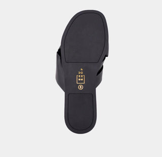 Chelsea Black Flat Sandal - Dear GigiBlack6