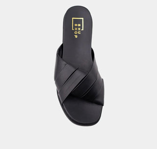 Chelsea Black Flat Sandal - Dear GigiBlack6