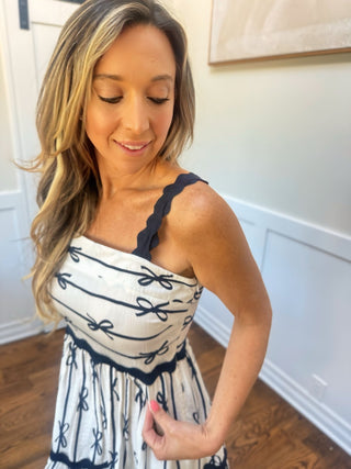 The Bow Dress - Dear GigiSmall