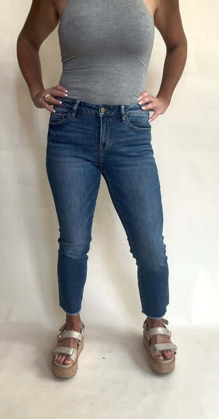 FREESTYLE MID RISE CROP - Dear Gigi24