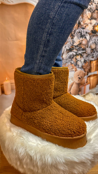 Platform Camel Boots